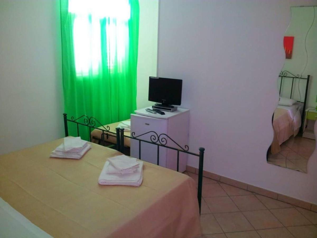 Ondazzurra Bed & Breakfast Patu Bagian luar foto